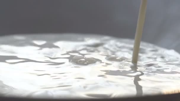 Jet Pouring Milk. — Videoclip de stoc