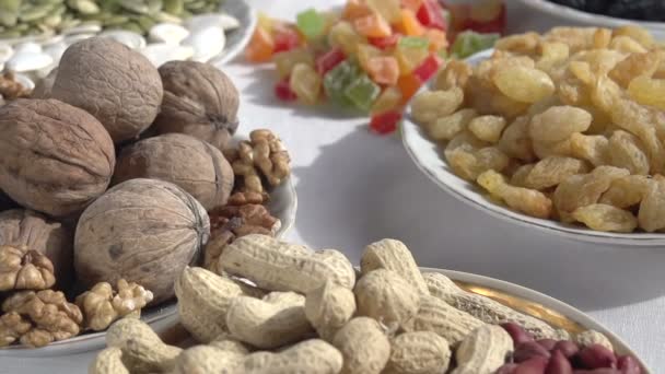 Peanuts Variety and dried fruits — Stock Video