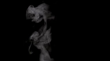 Buhar bardaktan yükselir