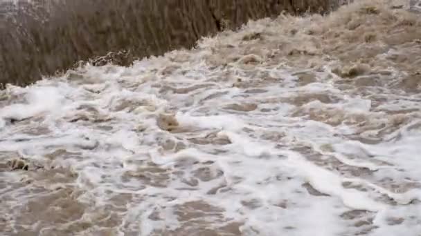 Flux d'eau sale 