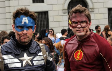 Çocuklar zombi yürümek Sao Paulo içinde kostümleri