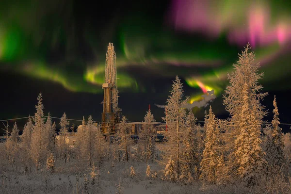 Vinterlandskap Polarnatten Med Borrrigg Norra Olje Och Gasfältet Bakgrunden Finns Stockfoto