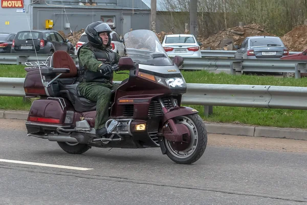 Tver Russia April 2021 Young Man Helmet Equipment Rides Motorcycle — Stock Photo, Image