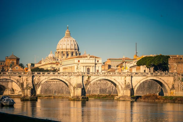 로마에서 세인트 피터 성당 — 스톡 사진