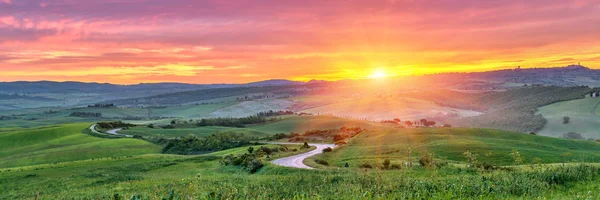 Tuscany sunrise, Italy — Stock Photo, Image