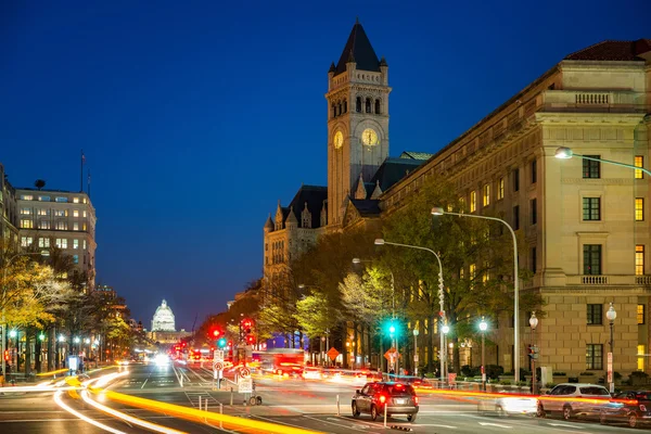 Pennsylvania Avenue por la noche, Washington DC, EE.UU. — Foto de Stock