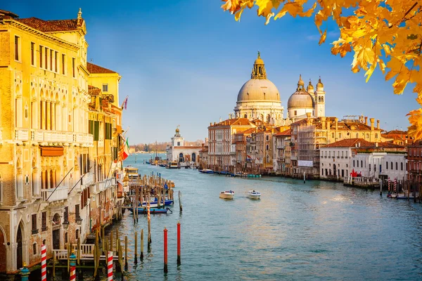 Veneza na noite ensolarada — Fotografia de Stock