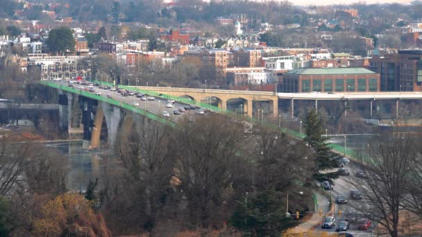 Pohled na Key bridge ve Washingtonu DC v zimním ránu — Stock video