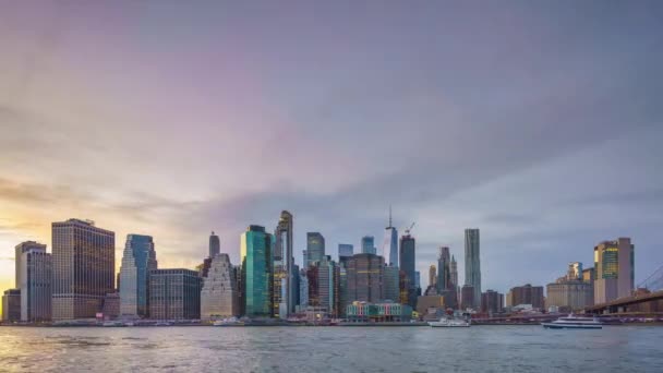 Timelapse panoramy Manhattanu o zachodzie słońca — Wideo stockowe