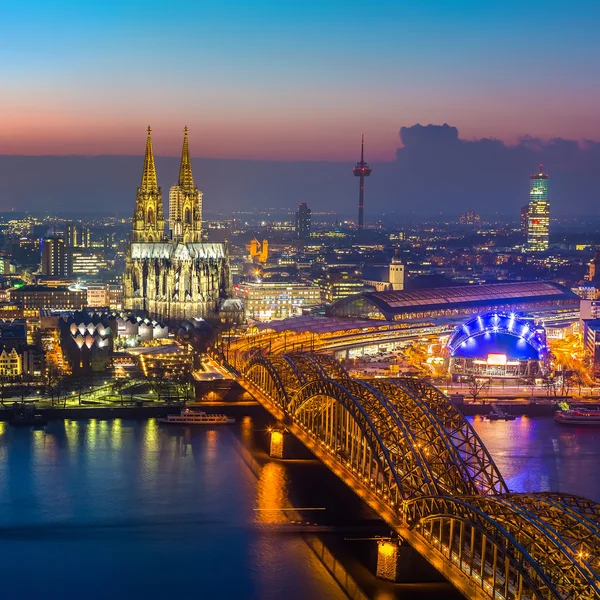 Cologne at dusk — Stock Photo, Image