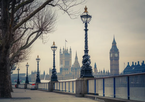 Stora ben och hus i parlamentet, London — Stockfoto