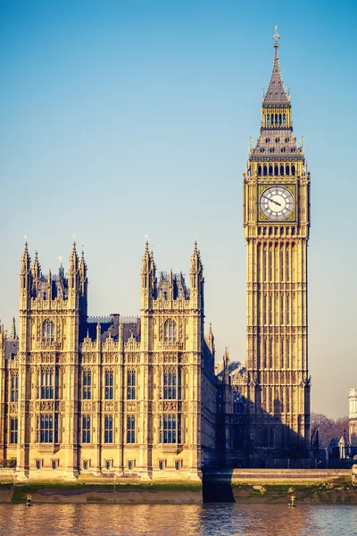 Big Ben πύργος στο Λονδίνο — Φωτογραφία Αρχείου