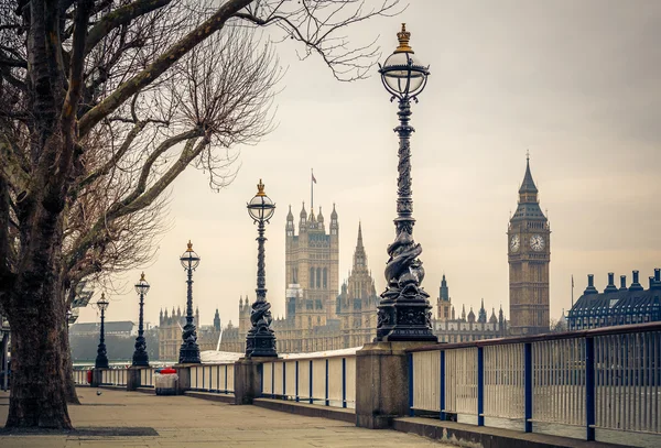 Stora ben och hus i parlamentet, London — Stockfoto