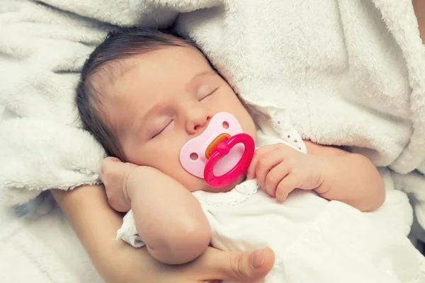 Sleeping newborn baby — Stock Photo, Image