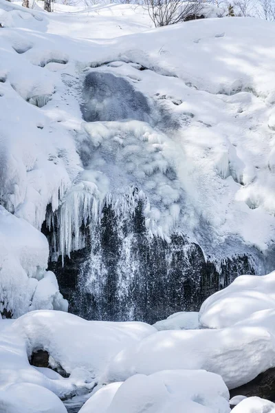 Paisagem Inverno Com Cachoeira Congelada — Fotografia de Stock