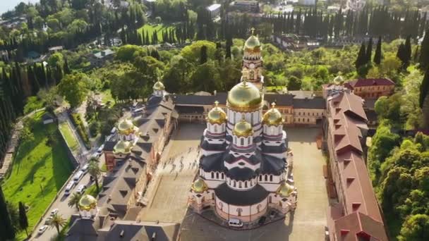 Nuevo Monasterio Athos Novy Afon Abjasia Georgia Vista Aérea — Vídeo de stock