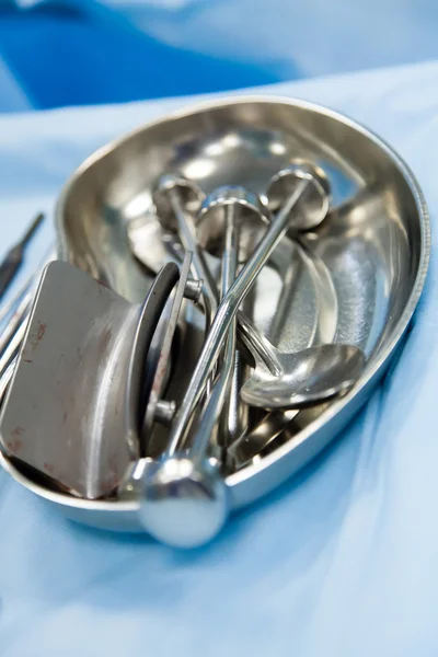 Surgical instruments in tray. — Stock Photo, Image