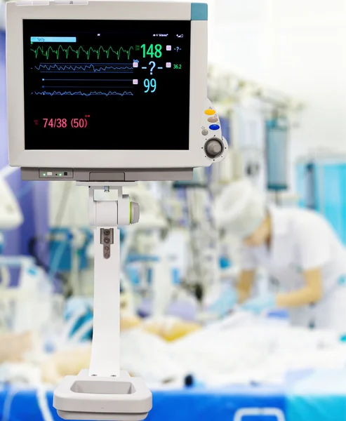 Pacientes monitoram em unidade pediátrica — Fotografia de Stock