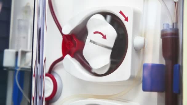 Roterende pomp van dialyse apparaat — Stockvideo