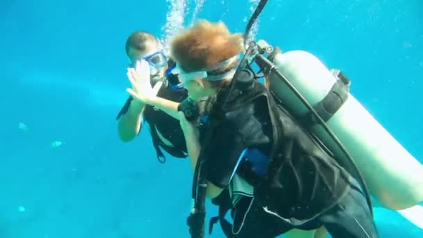 Scuba diving course — Stock Video