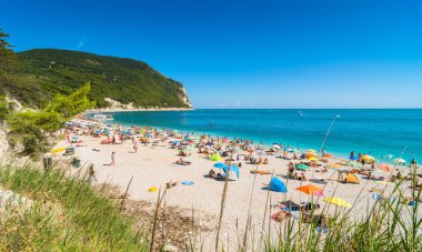 Sirolo Beach'te Conero Milli Parkı, İtalya