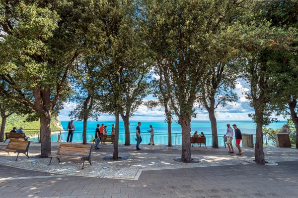 Sirolo panoramic boardwalk, Marche, Italy — Stock Photo, Image