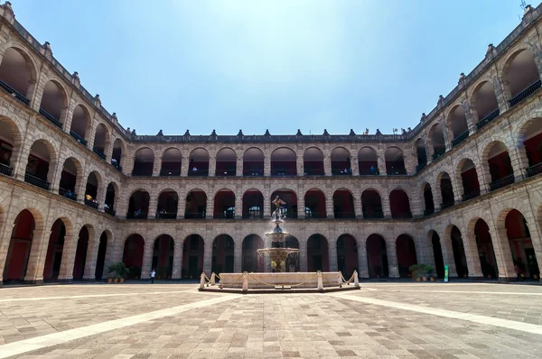 メキシコシティの国立故宮博物 — ストック写真