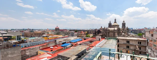 Vue journalière du centre-ville de Mexico depuis les toits — Photo