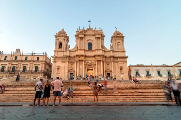 Catedral barroca ao pôr do sol em Noto, Sicília — Fotografia de Stock