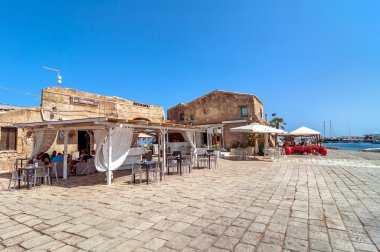 Marzamemi küçük balıkçı köyü Güneydoğu Sicilya - İtalya
