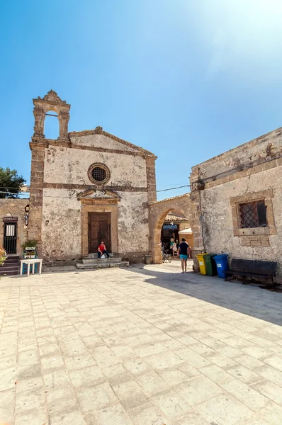 Marzamemi pequeño pueblo de pescadores en el sureste de Sicilia - Italia — Foto de Stock