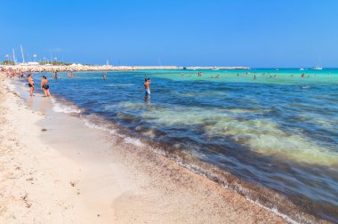 Plaj ve Akdeniz San Vito Lo Capo, Sicilya, İtalya
