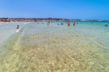 Plaj ve Akdeniz San Vito Lo Capo, Sicilya, İtalya