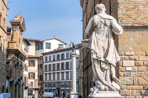 Исторический центр и статуи Флоренции, Италия — стоковое фото