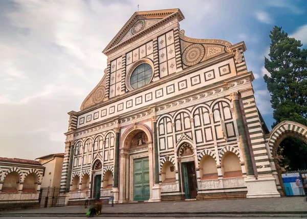 Basilikaen Santa Maria Novella i Firenze, Italia – stockfoto