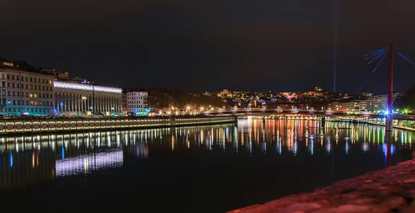 Horizonte de Lyon durante Festival de luzes — Fotografia de Stock