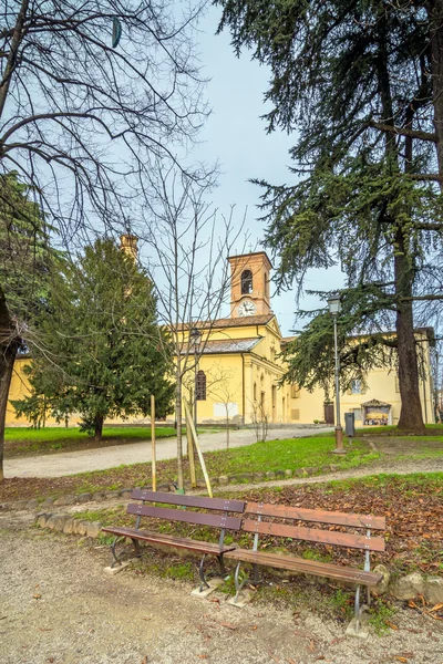Церковь Сан-Теренциано в Кавриаго, Италия — стоковое фото