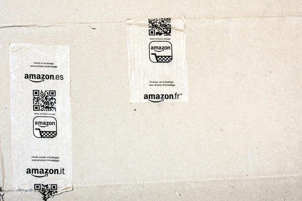 Detalle del paquete típico de Amazon — Foto de Stock