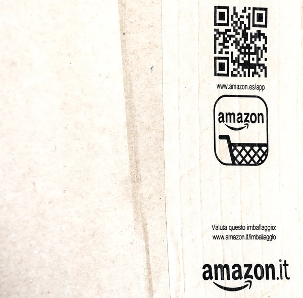 Detalle del paquete típico de Amazon — Foto de Stock