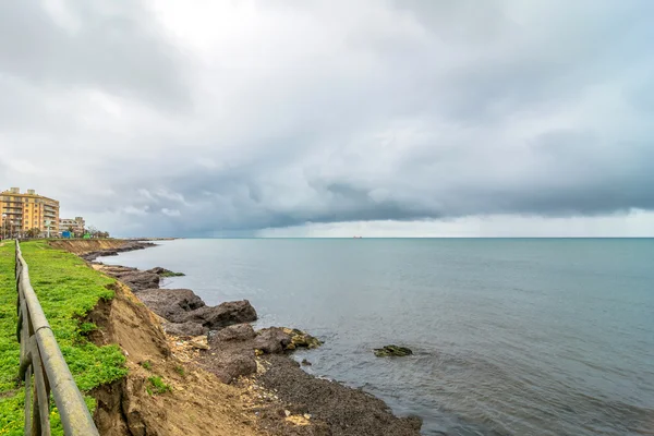 Coastline and mediterranean sea in Marsala, Italy — Stock Photo, Image