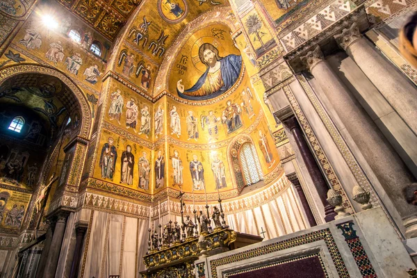 Interior view of Monreale Cathedral — Stock Photo, Image