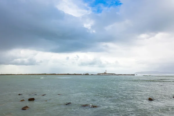 Haven en waterfront in Trapani, Sicilië — Stockfoto