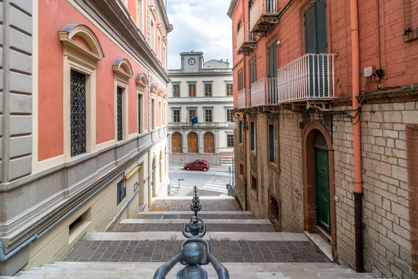 ポテンツァ, イタリアのダウンタウンのストリート ビュー — ストック写真