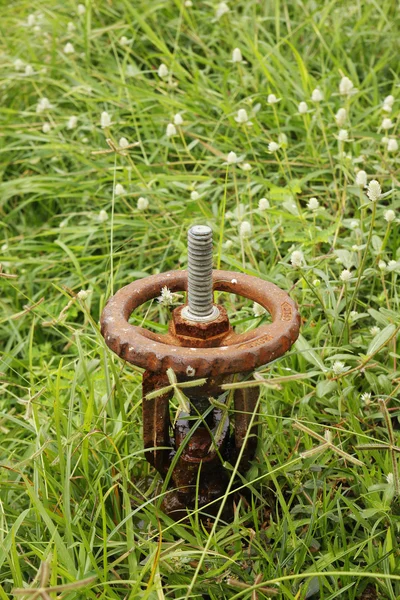 Rusty valve — Stock Photo, Image