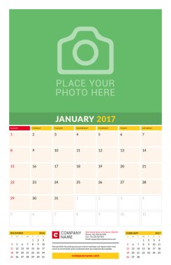 Ocak 2017. Duvar 2017 yıl için aylık takvim. Vektör tasarım yer için fotoğraf yazdırma şablonu. Hafta başlar Pazar. Sayfa 3 ay. Planlayıcısı şablonu. İleti örneği tasarım