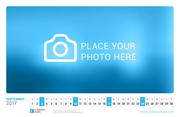 Miesięczny Kalendarz ścienny na rok 2017. Września. Wektor wzór wydruku szablonu z miejscem na zdjęcie. Orientacja pozioma — Wektor stockowy