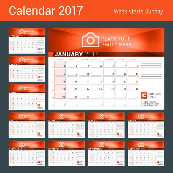 Calendário de Mesa para 2017 Ano. Conjunto de 12 Meses. Modelo de impressão de design vetorial. Semana começa domingo —  Vetores de Stock