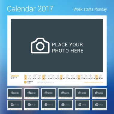 2017 yıl için takvim. Vektör tasarım yer için fotoğraf yazdırma şablonu. Hafta Pazartesi başlıyor. Dizi 12 takvim sayfası. İleti örneği tasarım