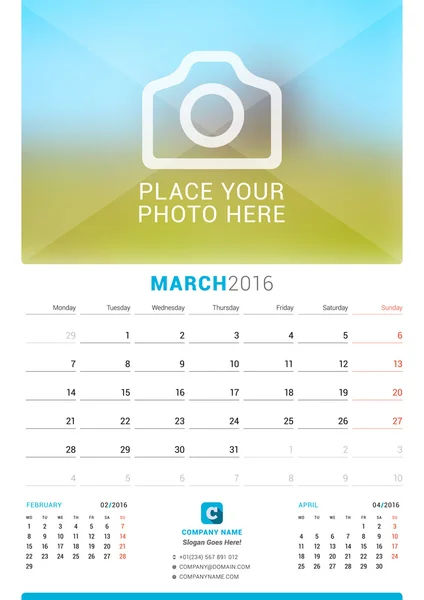 Март 2016. Ежемесячный календарь на 2016 год. Шаблон для печати векторного дизайна с местом для фотографии. Начинается в понедельник. 3 месяца на странице — стоковый вектор