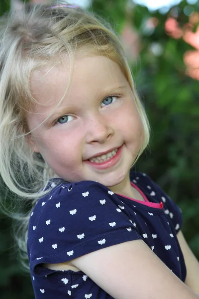 Menina feliz — Fotografia de Stock